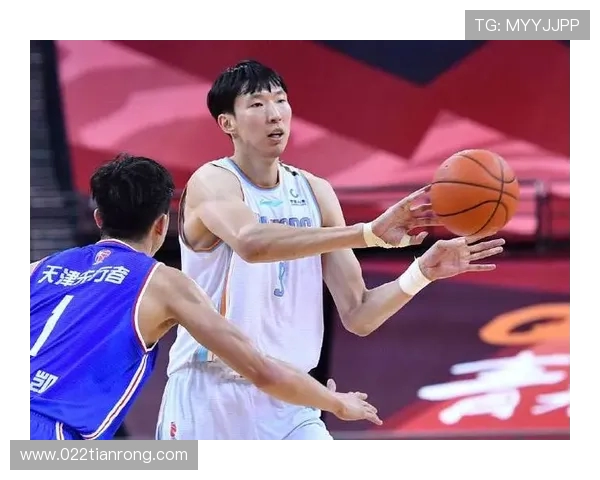 周琦重返巅峰引领中国男篮新征程内线统治力全面升级 周琦重返巅峰引领中国男篮新征程内线统治力全面升级