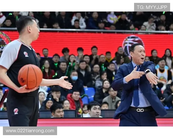 吉林九台农商行激战四川金强上演巅峰对决争夺赛季关键胜利 吉林九台农商行激战四川金强上演巅峰对决争夺赛季关键胜利