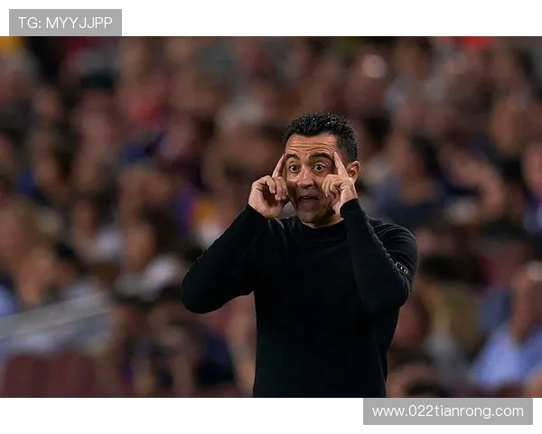 哈维如何凭借独特战术理念重塑巴萨足球王朝的辉煌征程 哈维如何凭借独特战术理念重塑巴萨足球王朝的辉煌征程