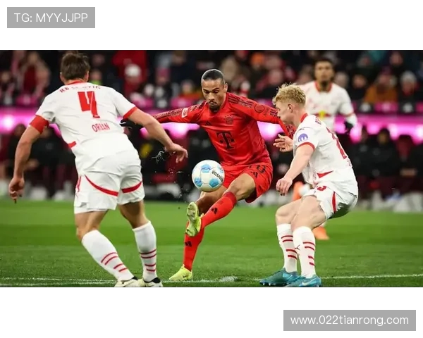 拜仁主场鏖战莱比锡双方激烈对攻上演德甲巅峰对决