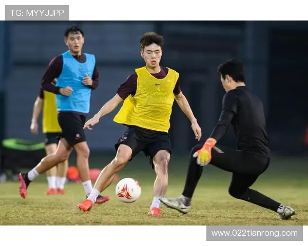 聚焦足球：广州足球队的状态话题