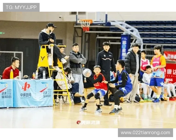 激烈对抗与精彩瞬间相交织体育赛事背后的故事与意义