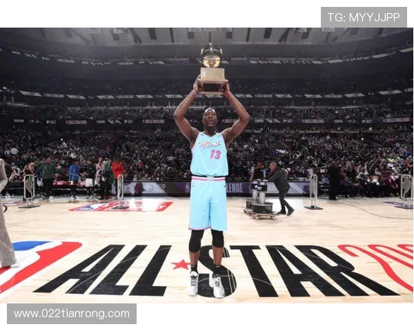 帕斯卡尔西亚卡姆如何引领球队走向胜利的秘诀与挑战 帕斯卡尔西亚卡姆如何引领球队走向胜利的秘诀与挑战